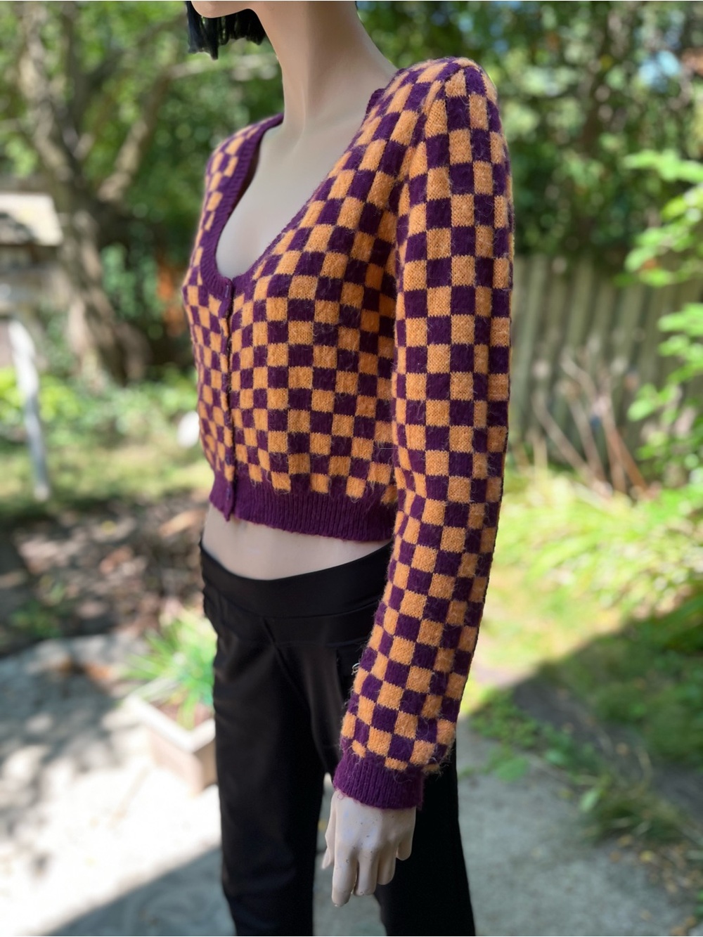 Zara Purple and Gold Checkered V-Neck Cropped Cardigan - Picture 2 of 8